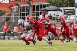 Erster Saisonsieg für die Lübeck Cougars gegen die Cottbus Crayfish